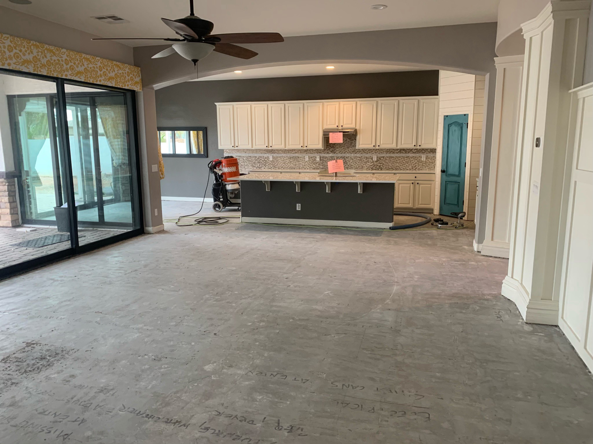 A image that shows a mountain range